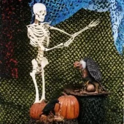 Morris "Camo Crazy Background - 8 X 10 - Green / Brown" Haunted House Decoration