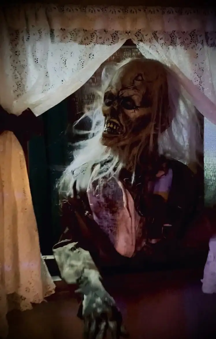 Dead Farm Productions Drop Window Zombie Halloween Animatronic 3 Dead Farm Productions Drop Window Zombie Halloween Animatronic