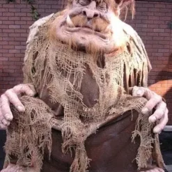 Distortions "Giant Troll" Professional Halloween Animatronic