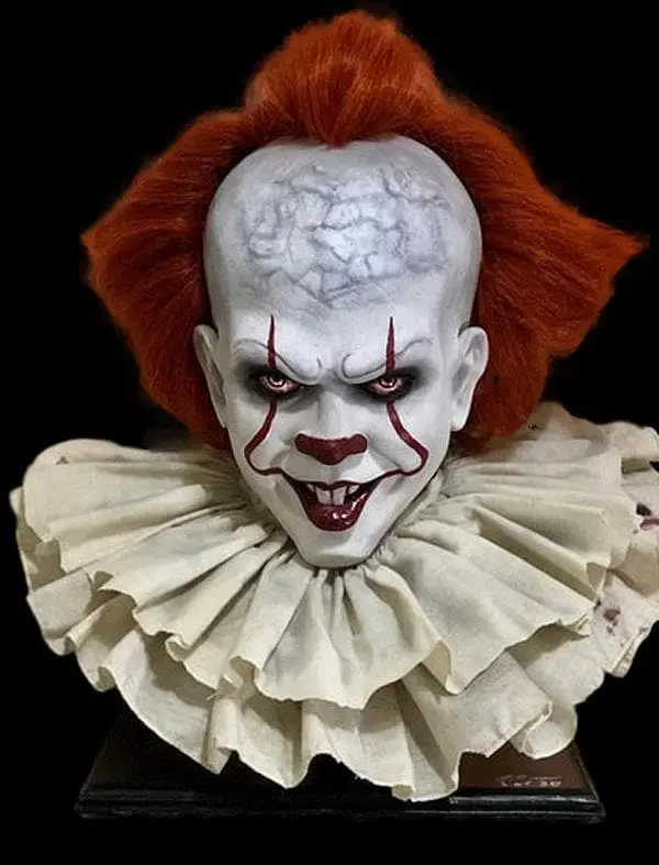 LB 3D Designs "Pennywise IT" Collector's Bust Halloween Decoration - Limited Run Of 30 Units 3 LB 3D Designs "Pennywise IT" Collector's Bust Halloween Decoration - Limited Run Of 30 Units