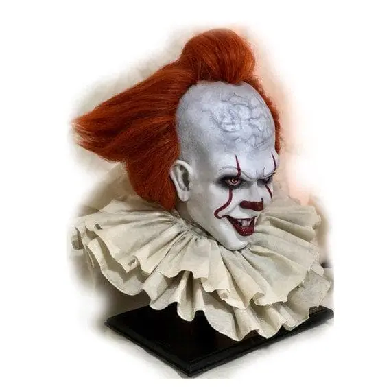 LB 3D Designs "Pennywise IT" Collector's Bust Halloween Decoration - Limited Run Of 30 Units 5 LB 3D Designs "Pennywise IT" Collector's Bust Halloween Decoration - Limited Run Of 30 Units - Image 3
