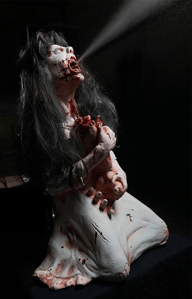 Distortions "Spitting Debby" Zombie Halloween Animatronic 3 Distortions "Spitting Debby" Zombie Halloween Animatronic