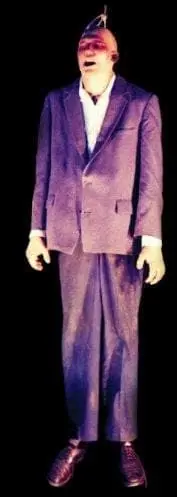 Demented Designs "The Hangman Kicker" Halloween Animatronic 3 Demented Designs "The Hangman Kicker" Halloween Animatronic